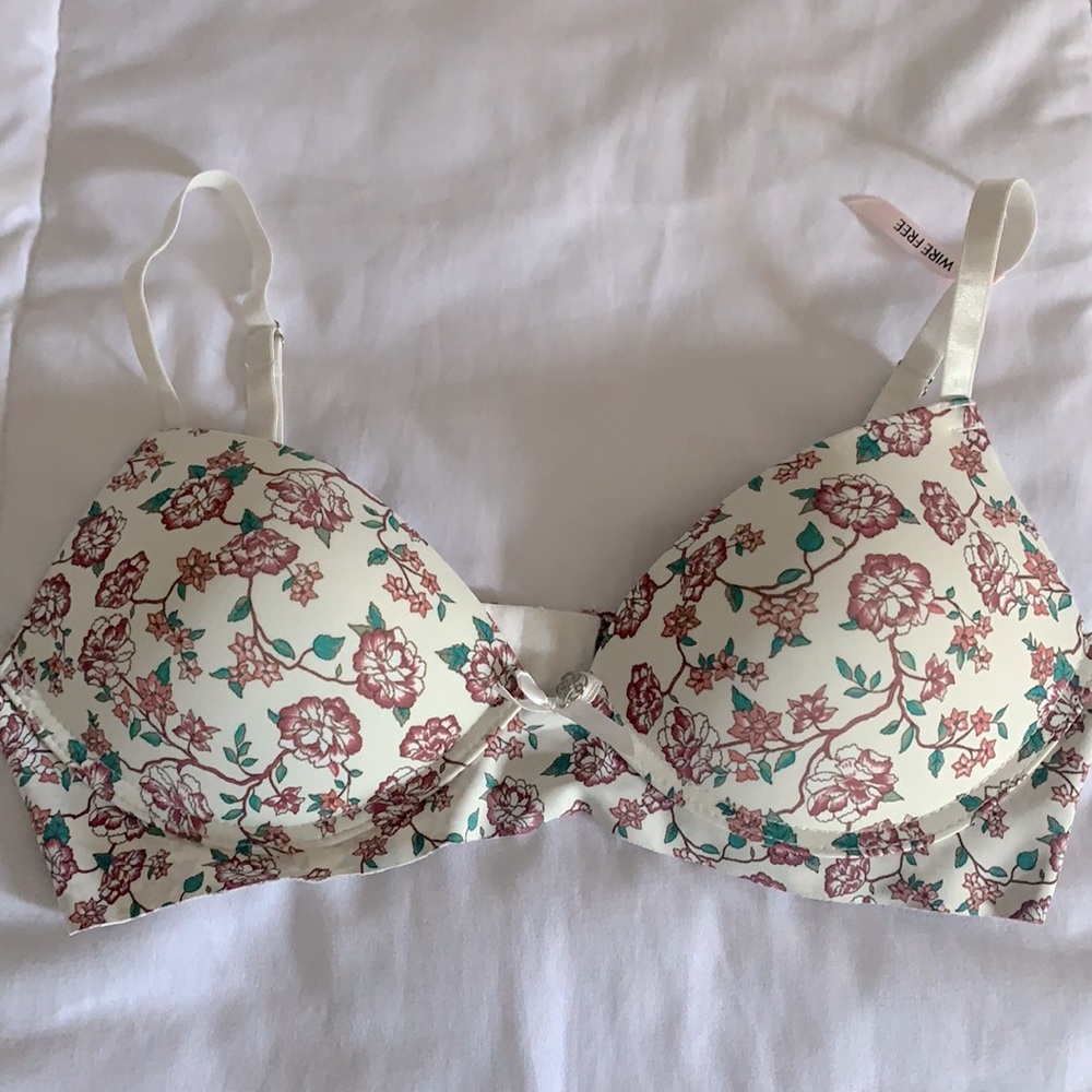 Wire-free bra